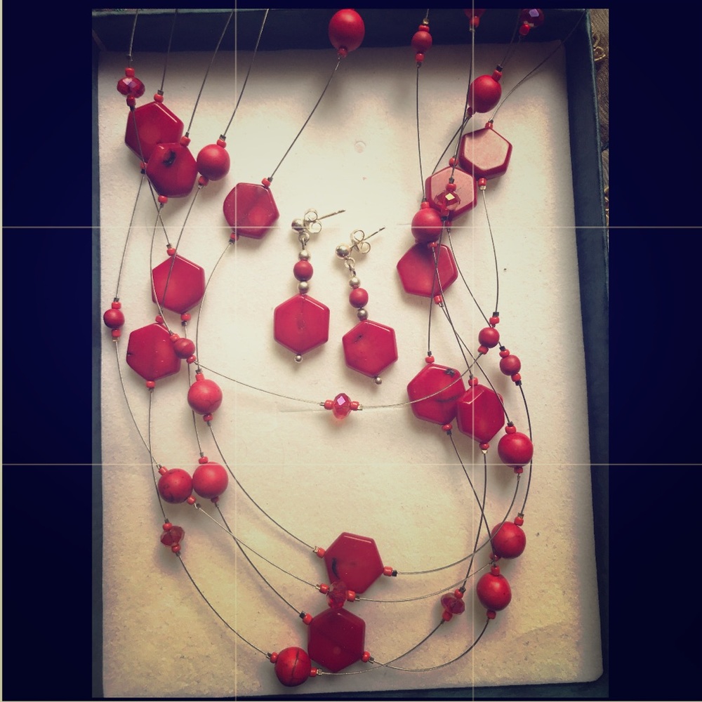 Handmade necklace and earrings (set)